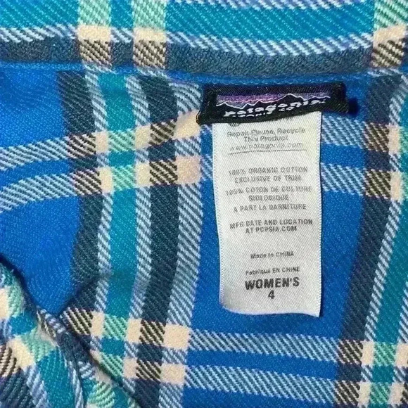 Patagonia Blue Plaid Button Down Shirt - Picture 5 of 5